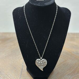 Yochi Chunky Heart Dainty Paris Necklace
